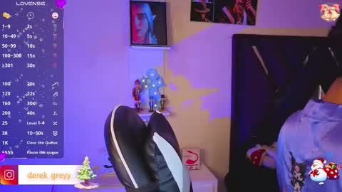 Snapshot of derek_greyy_ chatting on 12/15/25, 08:24 derek grey online show from 12/15/25, 08:24