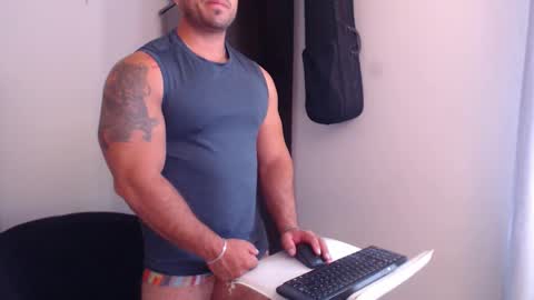 Derek online show from 09/12/25, 03:12