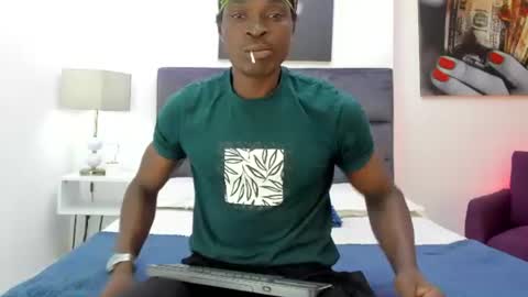 Snapshot of derek_raser chatting on 07/05/26, 06:59 Terry Zyzz online show from 07/05/26, 06:59