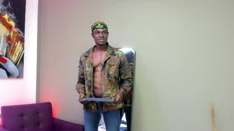 Snapshot of derek_raser chatting on 07/08/26, 09:19 Terry Zyzz online show from 07/08/26, 09:19