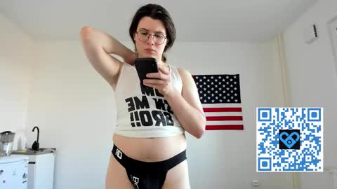 Derek online show from 09/19/25, 01:56