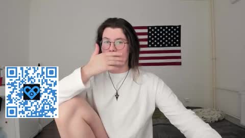 Derek online show from 10/17/25, 03:03