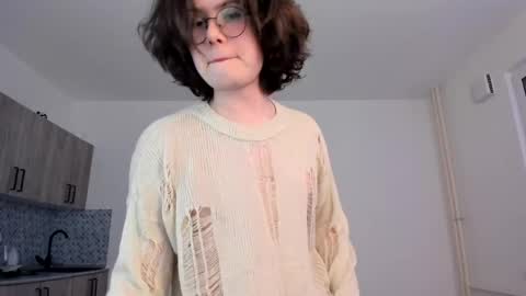 Derek online show from 04/16/26, 09:39