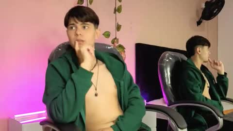 Snapshot of derek_sinn chatting on 02/04/26, 05:52 derek_sinn online show from 02/04/26, 05:52