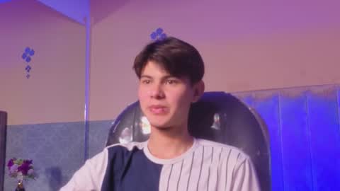 derek_sinn online show from 03/03/26, 08:04