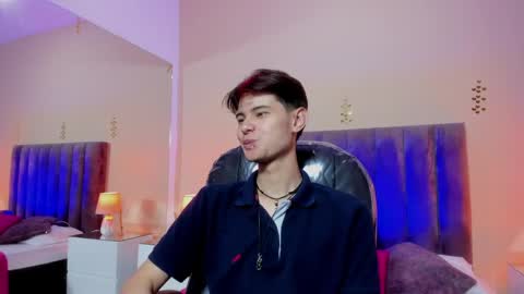 derek_sinn online show from 03/28/26, 08:08