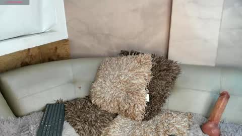 derek_voss online show from 04/15/26, 02:35