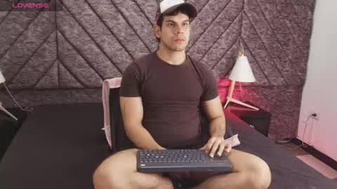 derek_voss online show from 06/05/26, 01:50