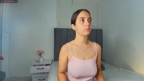 Snapshot of derly_cuervo703031 chatting on 11/06/25, 04:41 derly_cuervo703031 online show from 11/06/25, 04:41