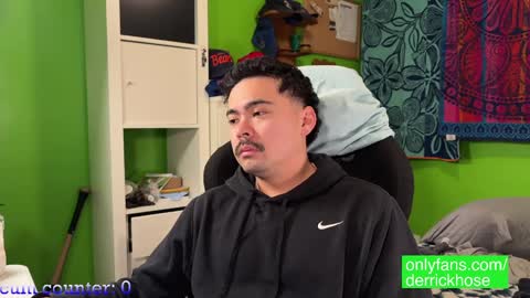 Snapshot of derrick_hose chatting on 01/12/25, 04:31 Derrick Hose online show from 01/12/25, 04:31