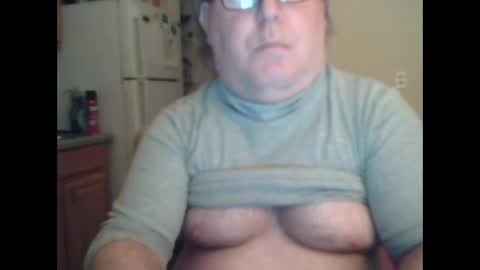 derrickkearley2055 online show from 12/22/25, 05:59