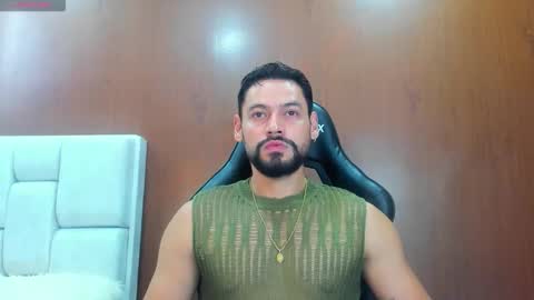 DerryBigger CM online show from 10/21/25, 04:30