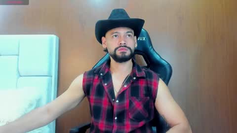 DerryBigger CM online show from 10/31/25, 07:59