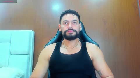 DerryBigger CM online show from 11/10/25, 02:27