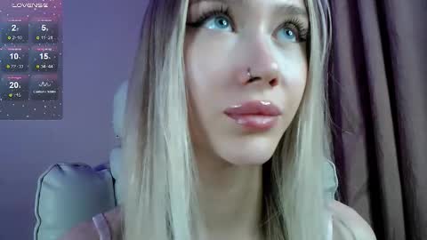 Ari online show from 11/11/25, 05:24