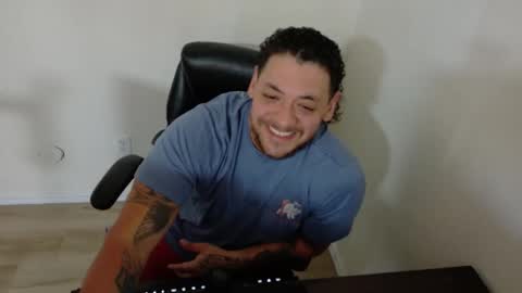 Snapshot of desertdude197 chatting on 02/02/26, 08:18 desertdude197 online show from 02/02/26, 08:18