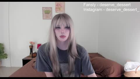 Snapshot of deserve_dessert chatting on 05/16/26, 12:26 Domi online show from 05/16/26, 12:26