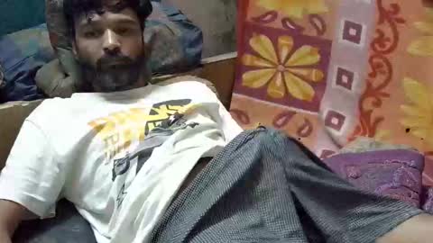 desi_boy799417 online show from 11/08/25, 06:46