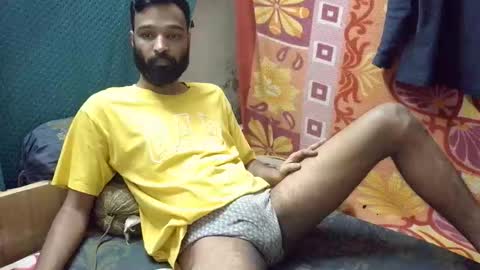 desi_boy799417 online show from 12/04/25, 05:17