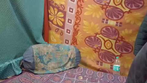 desi_boy799417 online show from 02/12/26, 07:47