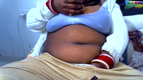 Snapshot of desi_punjabn chatting on 12/10/24, 06:22 simran online show from 12/10/24, 06:22