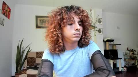 Snapshot of desidias chatting on 06/16/26, 10:45 Desidias online show from 06/16/26, 10:45