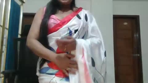 Maisa online show from 04/22/26, 04:30