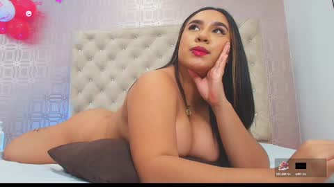 Snapshot of desire_sara chatting on 02/14/25, 04:31 Sara Desire online show from 02/14/25, 04:31