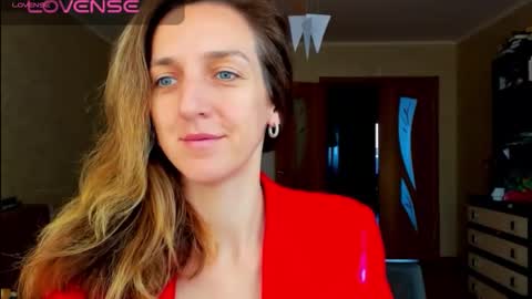 Snapshot of desired_zoya chatting on 09/27/25, 03:44 desired zoya online show from 09/27/25, 03:44