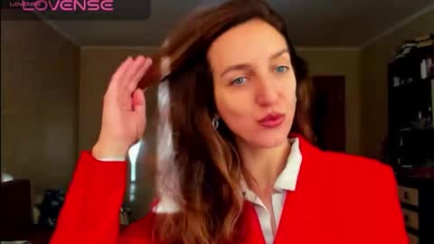 Snapshot of desired_zoya chatting on 10/11/25, 01:49 desired zoya online show from 10/11/25, 01:49