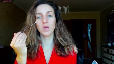 Snapshot of desired_zoya chatting on 10/16/25, 04:35 desired zoya online show from 10/16/25, 04:35