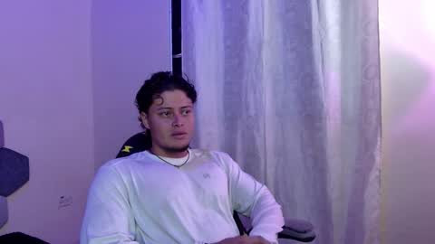 TORI AND MR. BEAR online show from 09/22/25, 12:07