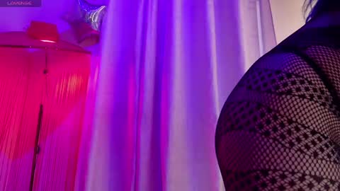 TORI AND MR. BEAR online show from 04/18/26, 07:58