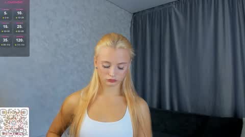 Snapshot of desireeclipse chatting on 09/25/25, 06:28 Willow online show from 09/25/25, 06:28