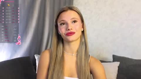 Snapshot of desireeclipse chatting on 10/24/25, 06:10 Willow online show from 10/24/25, 06:10