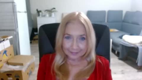 Snapshot of desiresofia chatting on 12/23/24, 10:53 S O F I A online show from 12/23/24, 10:53