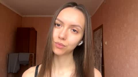 Ksenia online show from 04/21/26, 02:37