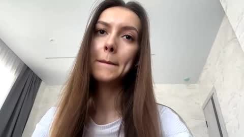 Ksenia online show from 04/25/26, 03:42