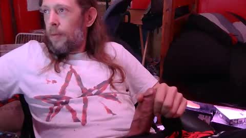 Snapshot of desolation2012 chatting on 05/18/26, 03:24 desolation2012 online show from 05/18/26, 03:24