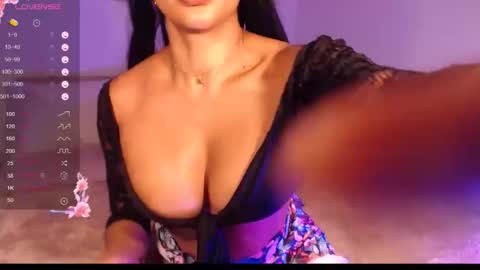 Destinne Mill online show from 04/17/26, 11:24