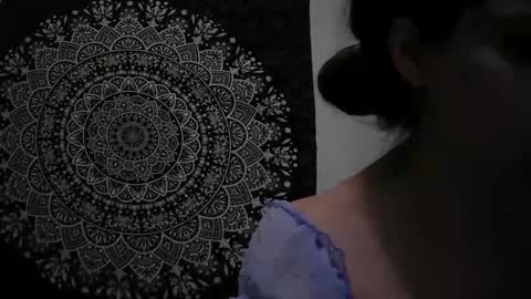 destinysunflower online show from 10/17/25, 04:04
