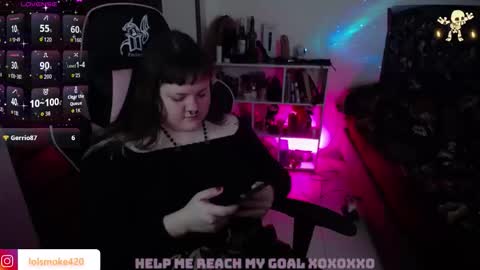 Snapshot of destroyall420 chatting on 11/01/25, 11:29 Lola Bdsm and fries online show from 11/01/25, 11:29