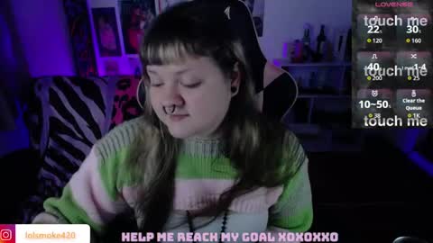 Snapshot of destroyall420 chatting on 05/21/26, 02:46 Lola Bdsm and fries online show from 05/21/26, 02:46