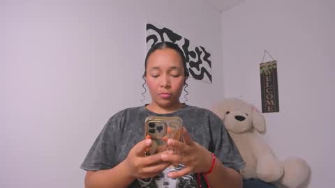 desty_y online show from 02/22/26, 07:19