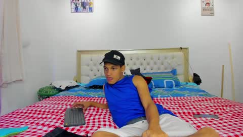 Snapshot of deus_steim chatting on 01/05/25, 08:10 deus_steim online show from 01/05/25, 08:10