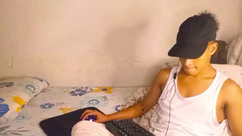 Snapshot of deus_steim chatting on 11/30/25, 02:26 deus_steim online show from 11/30/25, 02:26