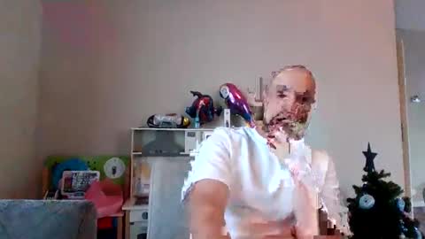 devanom94 online show from 12/17/25, 12:55