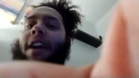 Snapshot of deviantdrew chatting on 12/16/25, 11:04 deviantdrew online show from 12/16/25, 11:04