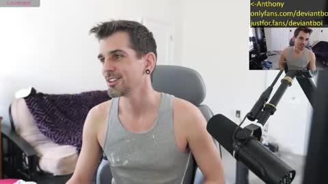 Anthony online show from 02/10/25, 03:21