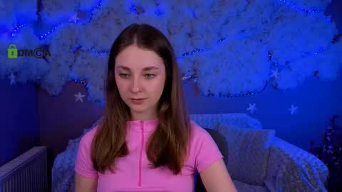 devil_moon_ online show from 03/12/26, 10:21